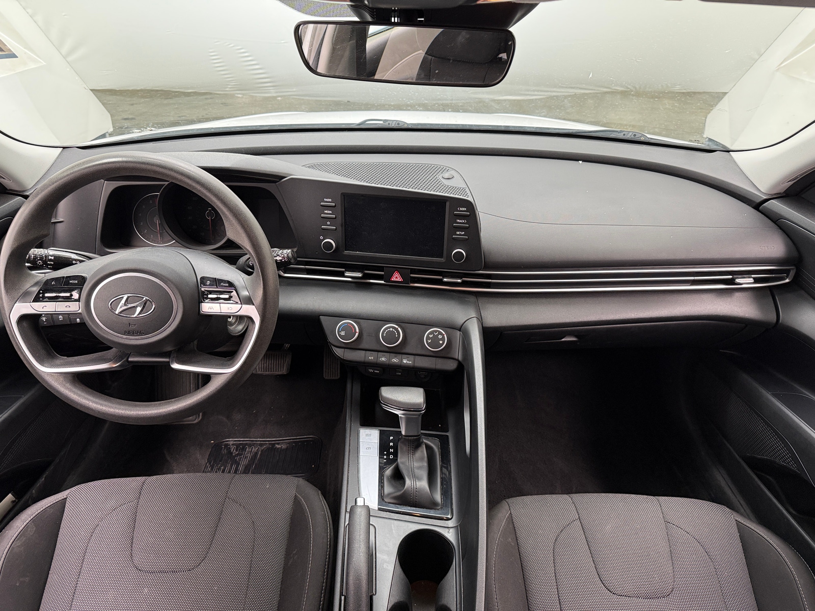 Thumbnail: 2021 Hyundai Elantra - 3