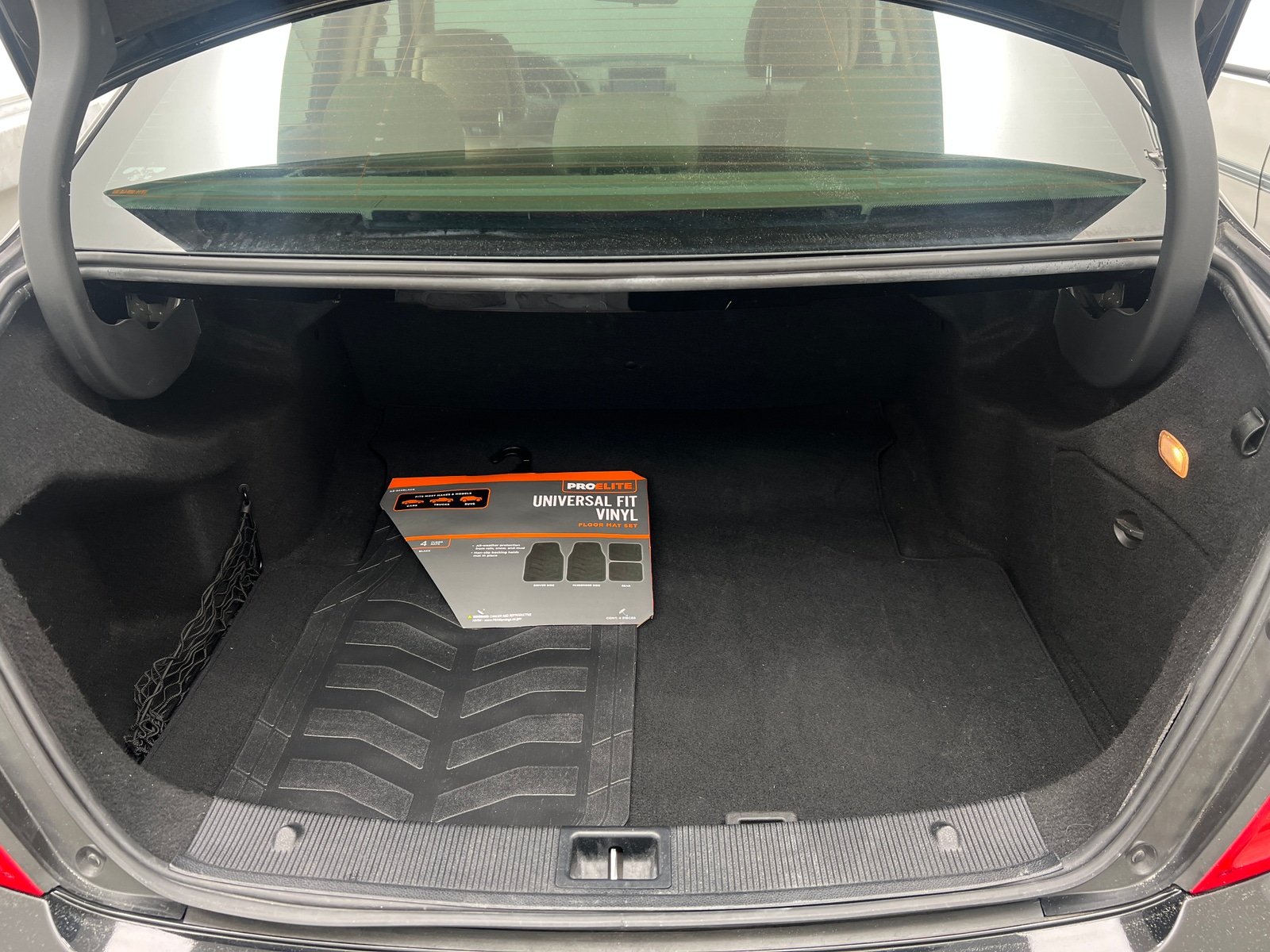 Thumbnail: 2010 Mercedes-Benz C-Class - 6