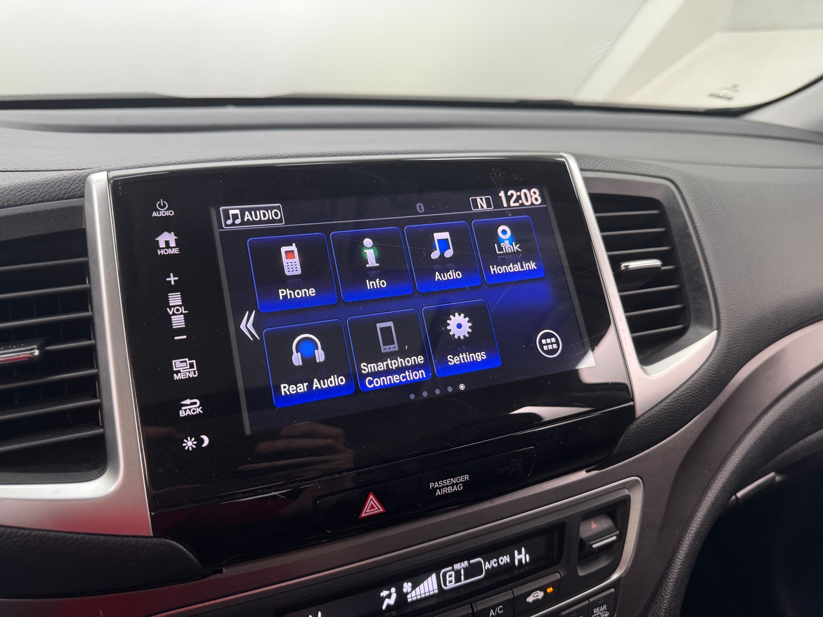 Thumbnail: 2018 Honda Pilot - 3