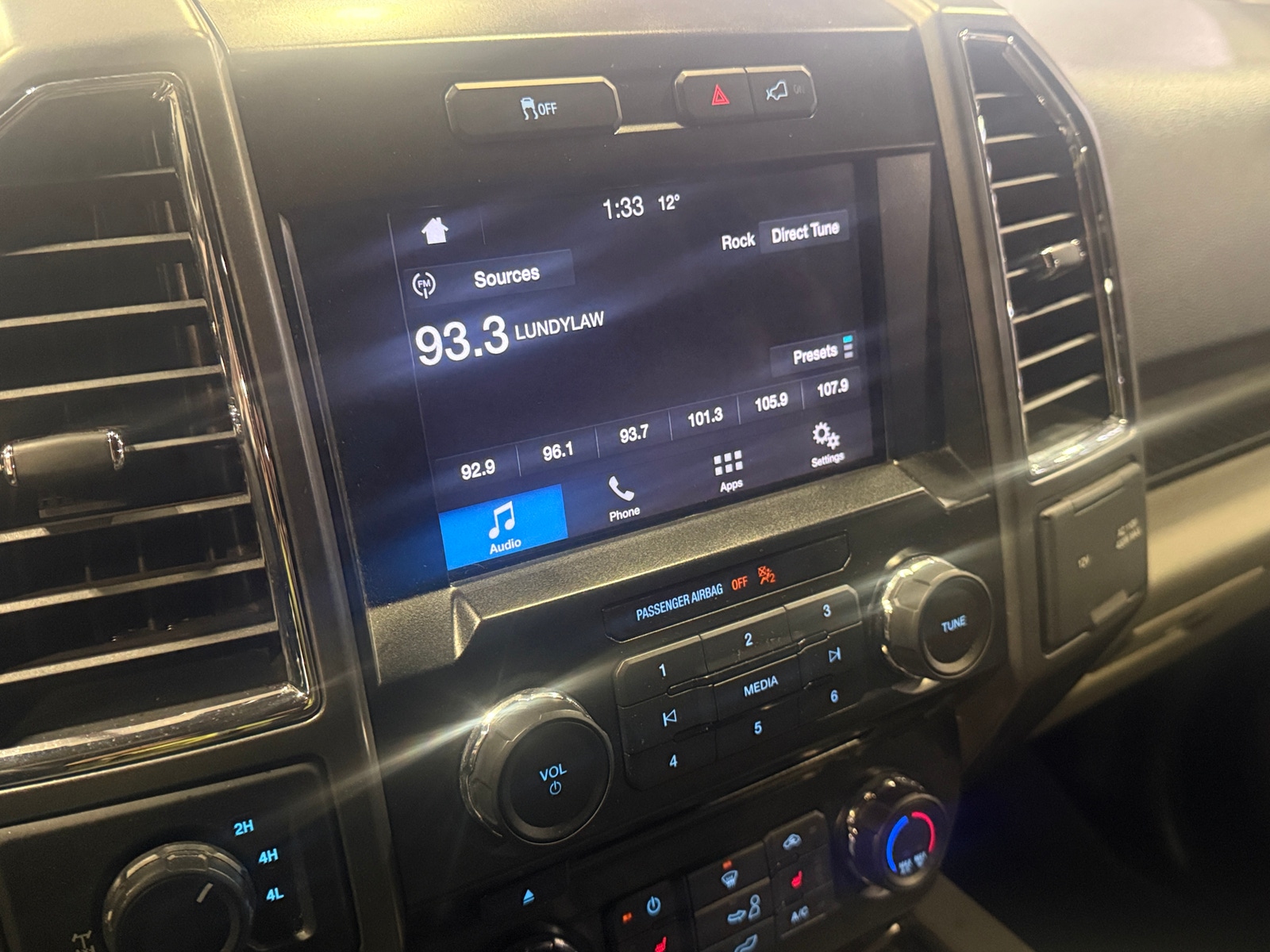 Thumbnail: 2016 Ford Econoline - 4