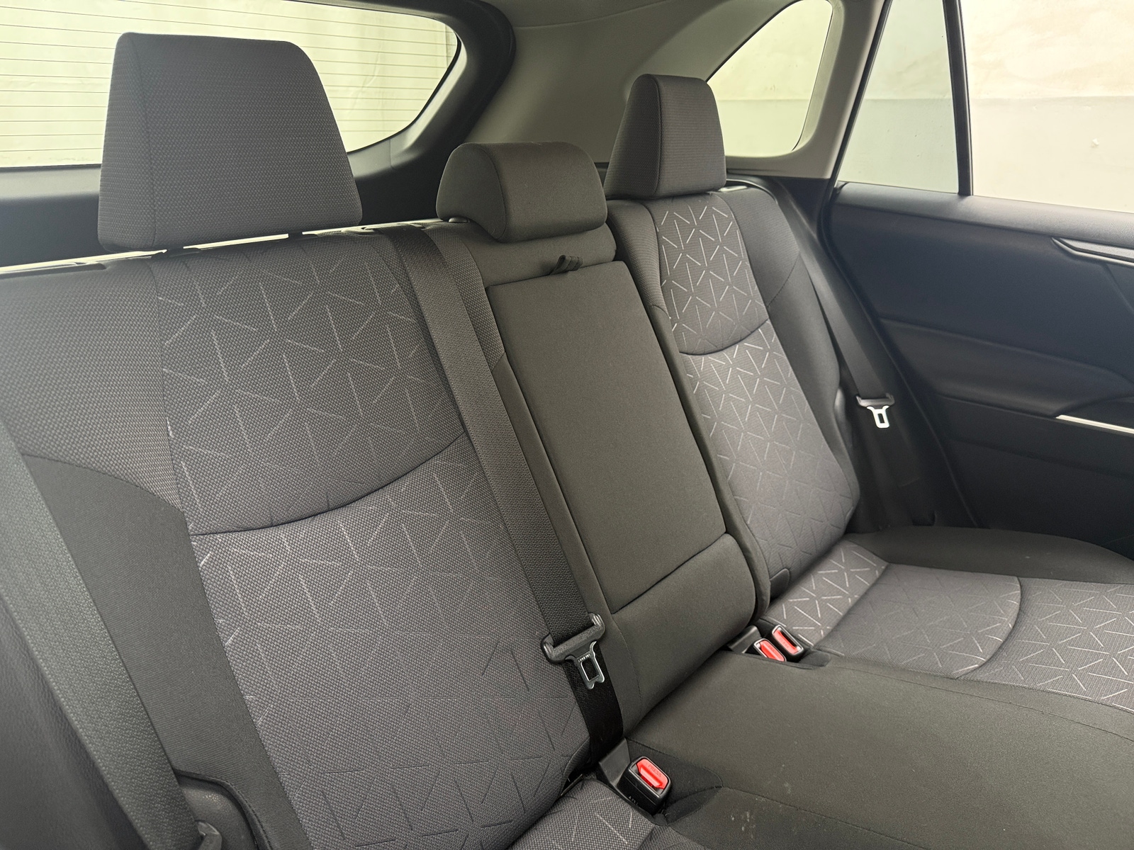 Thumbnail: 2020 Toyota RAV4 - 6