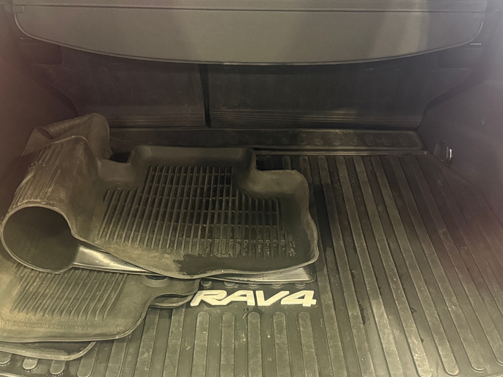 Thumbnail: 2020 Toyota RAV4 - 7