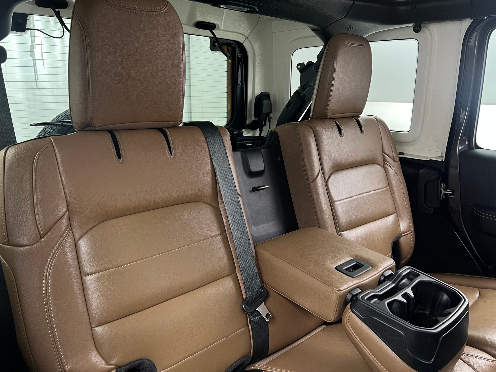 Thumbnail: 2021 Jeep Wrangler - 5