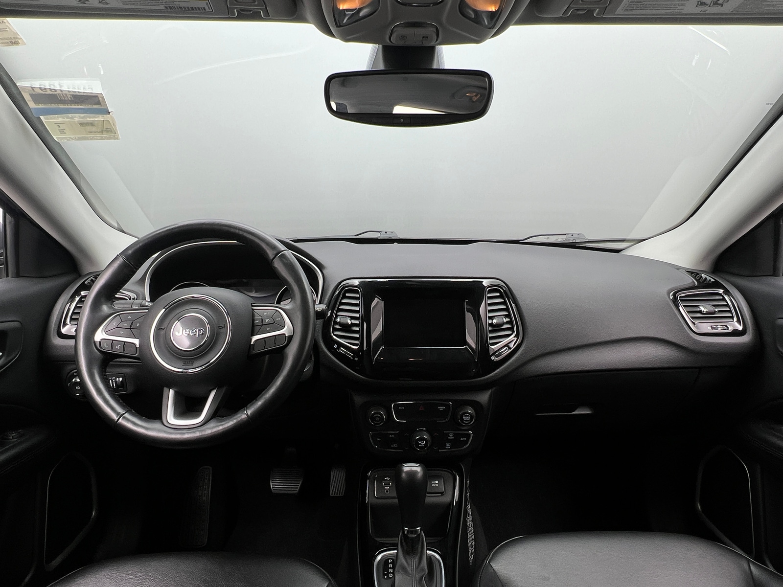 Thumbnail: 2018 Jeep Compass - 3