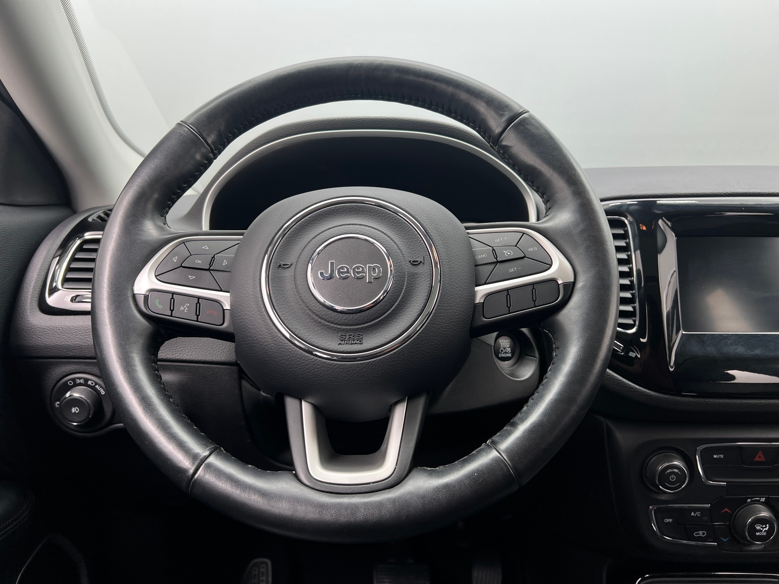 Thumbnail: 2018 Jeep Compass - 5