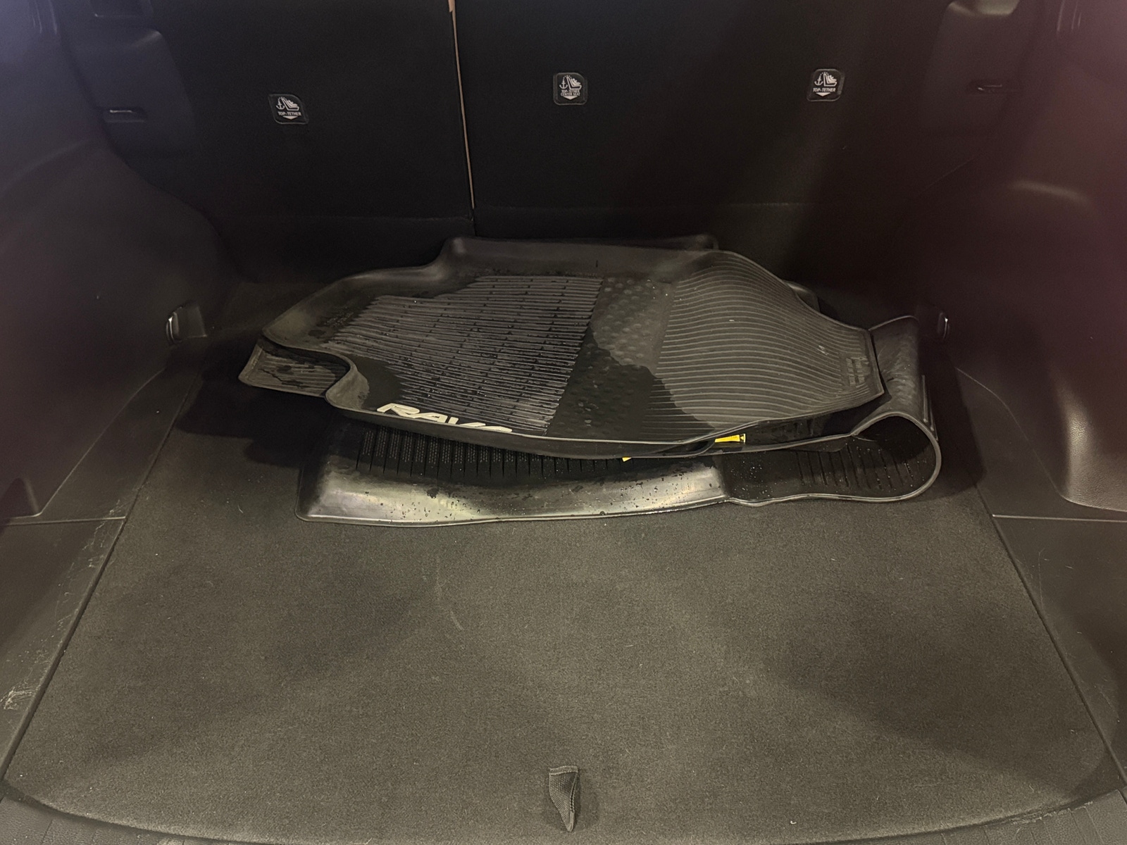 Thumbnail: 2019 Toyota RAV4 - 6