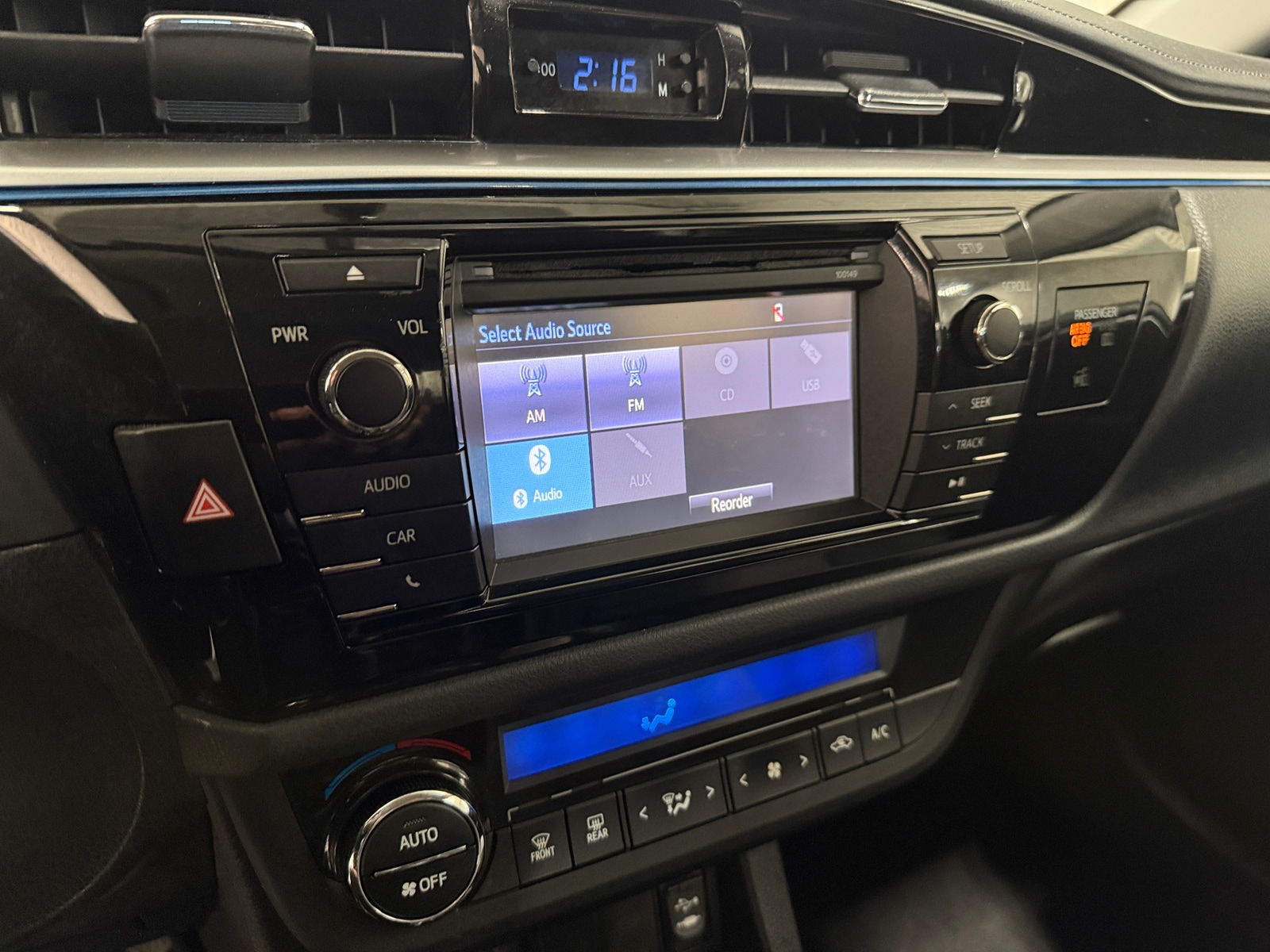 Thumbnail: 2014 Toyota Corolla - 4