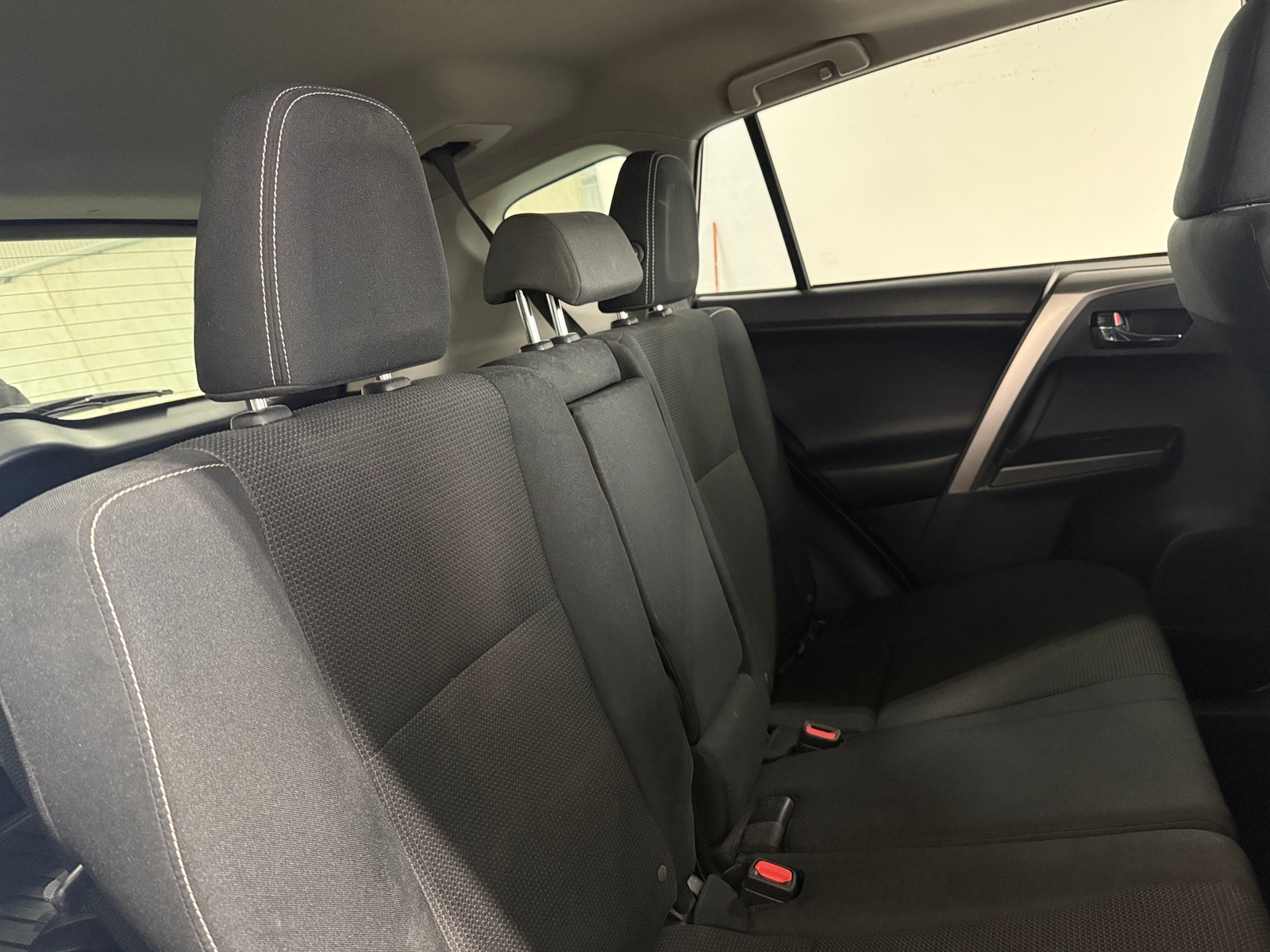 Thumbnail: 2017 Toyota RAV4 - 6