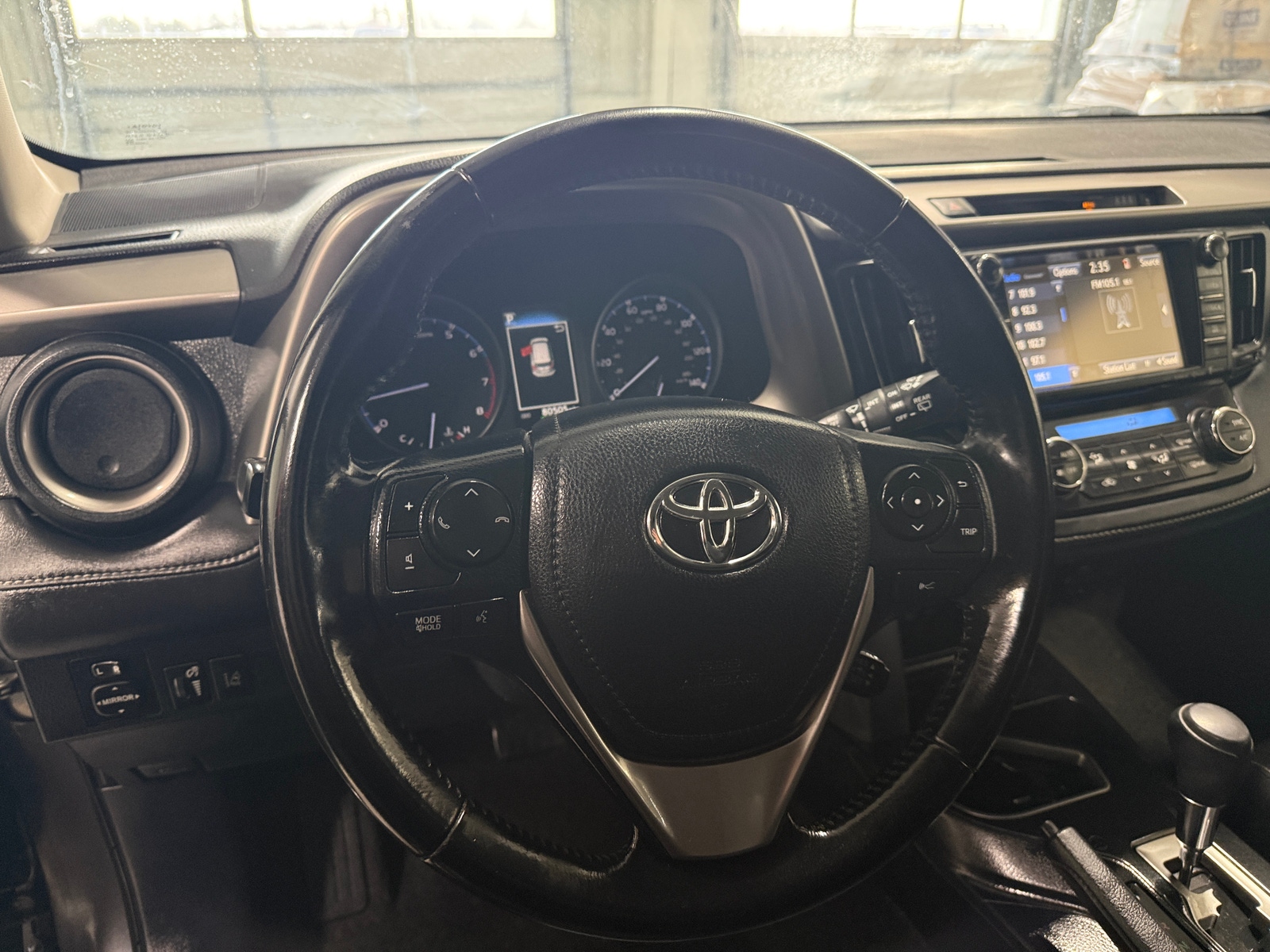 Thumbnail: 2017 Toyota RAV4 - 5