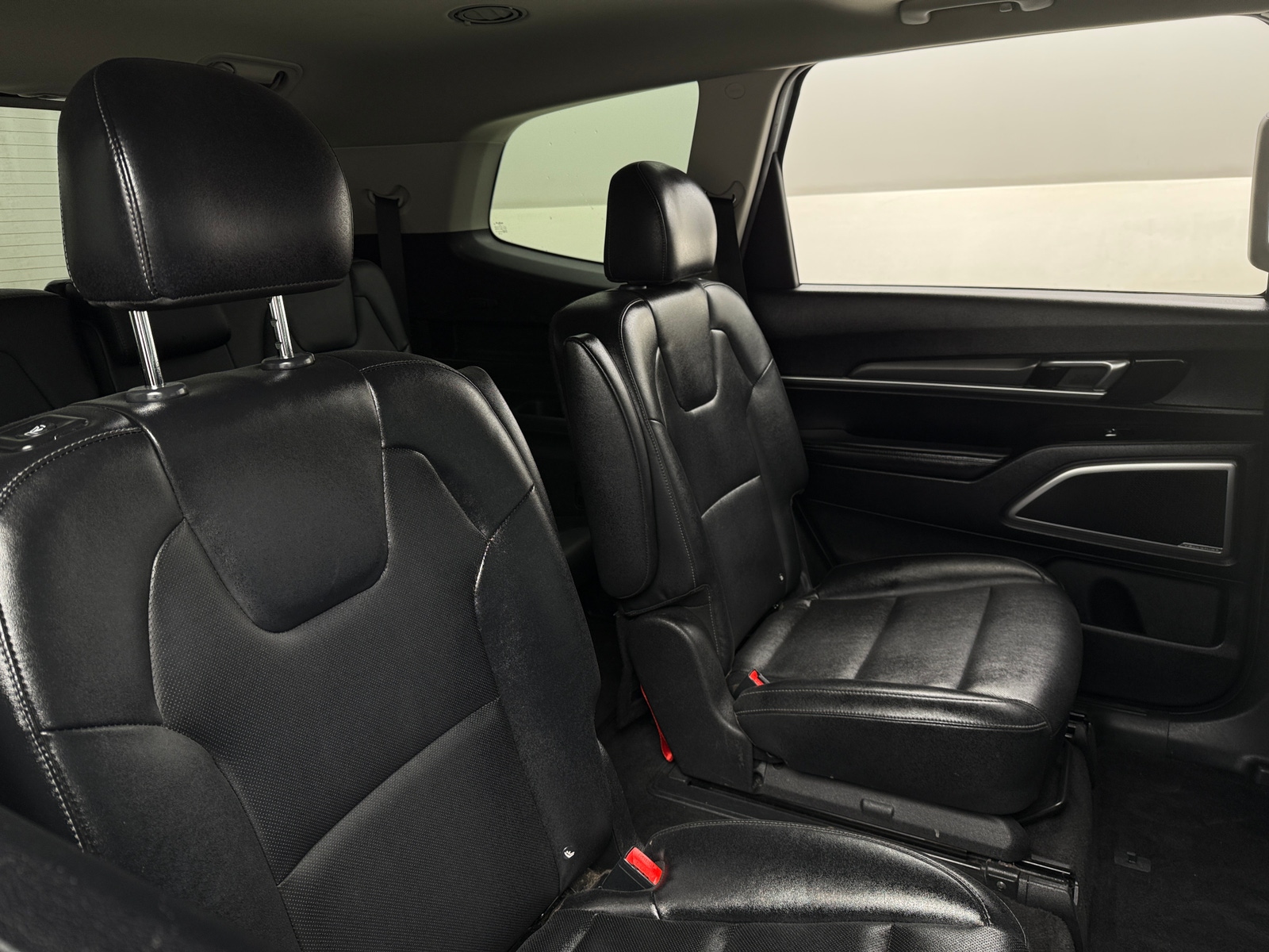 Thumbnail: 2022 Kia Telluride - 6