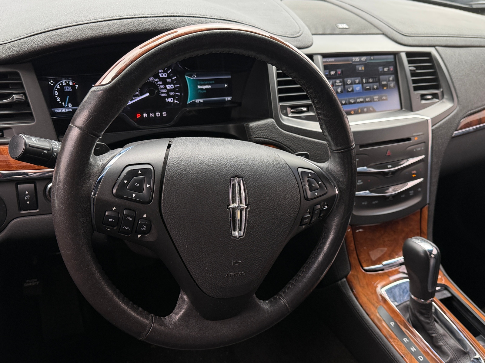 Thumbnail: 2015 Lincoln MKS - 4