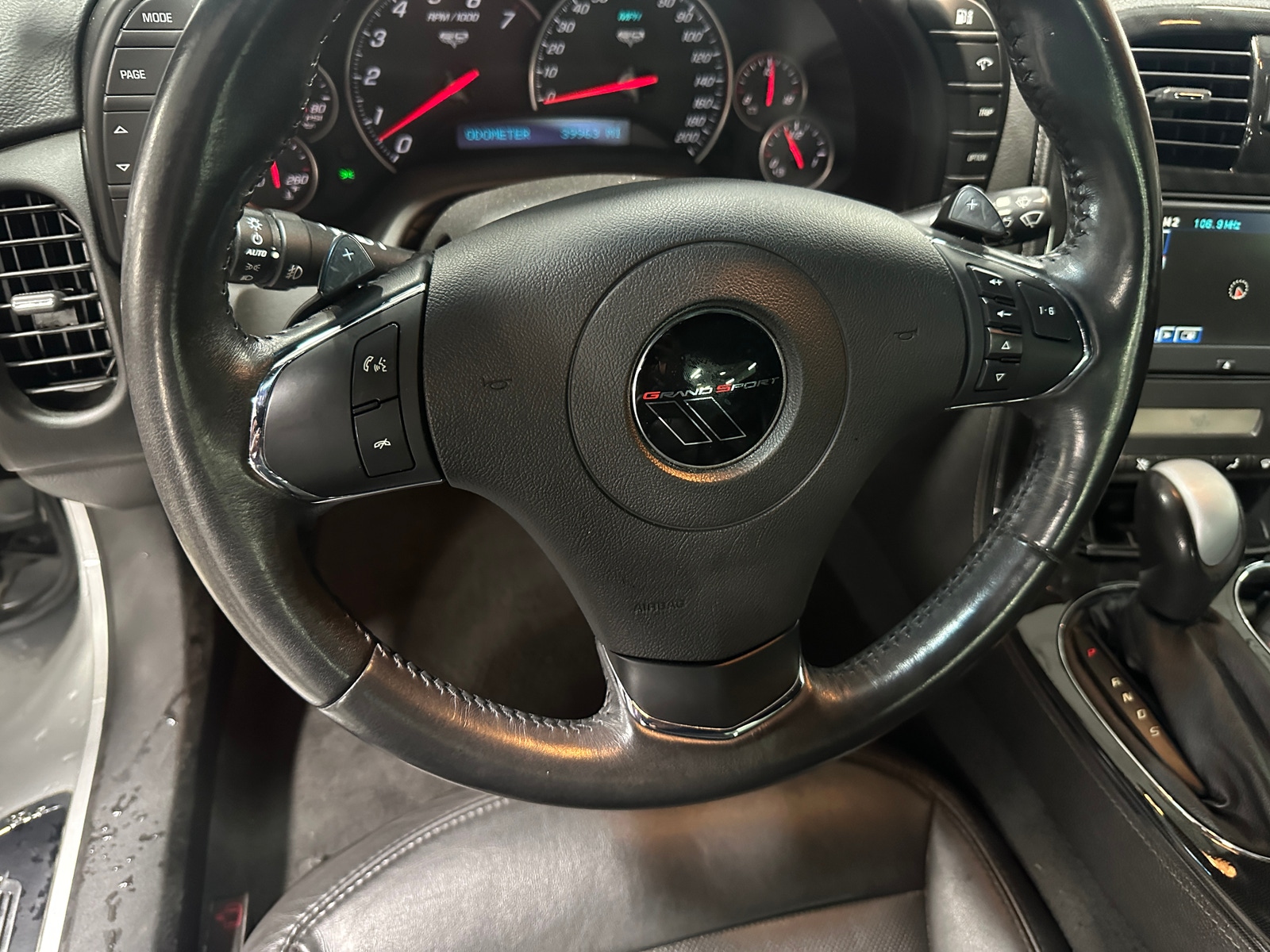 Thumbnail: 2013 Chevrolet Corvette - 3