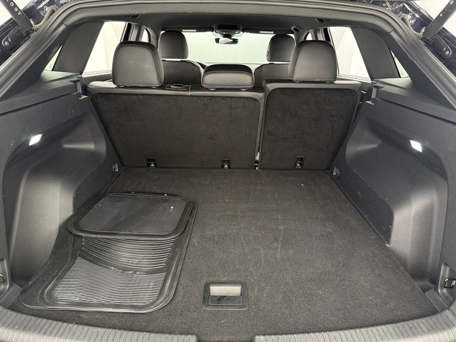 Thumbnail: 2025 Volkswagen Atlas - 6