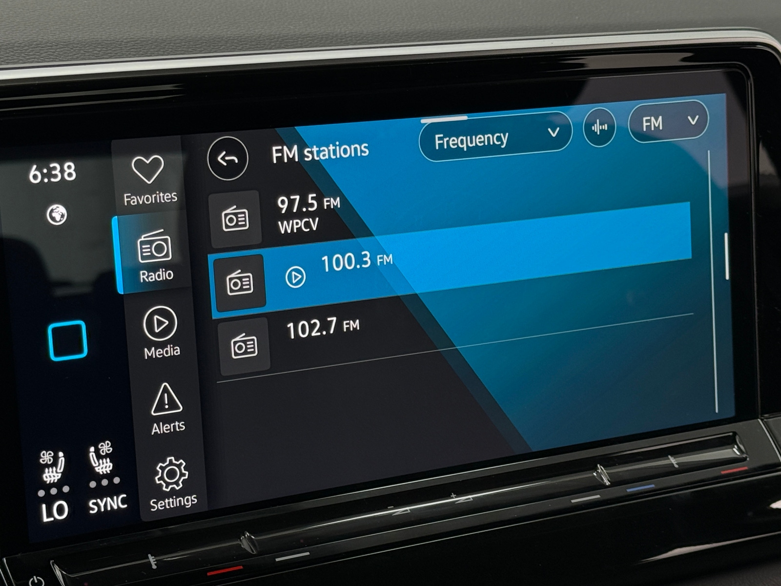 Thumbnail: 2025 Volkswagen Atlas - 3