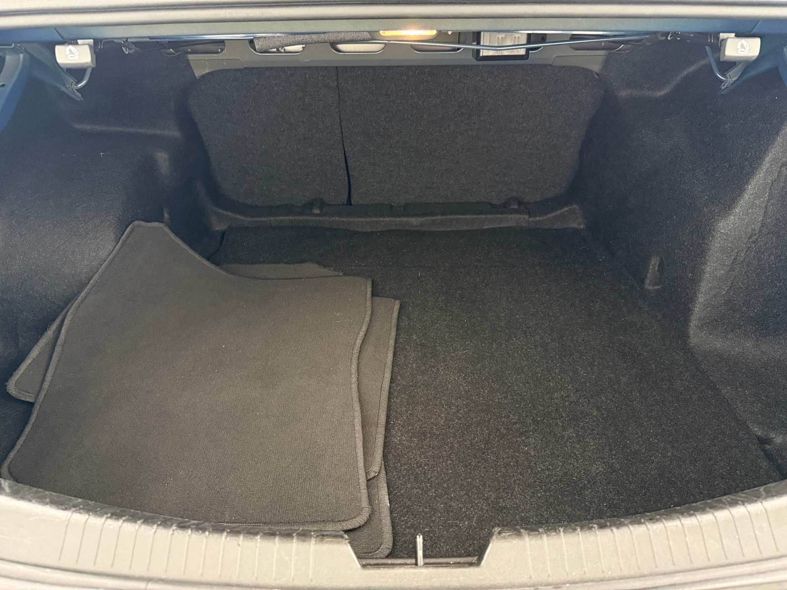 Thumbnail: 2024 Chevrolet Malibu - 7