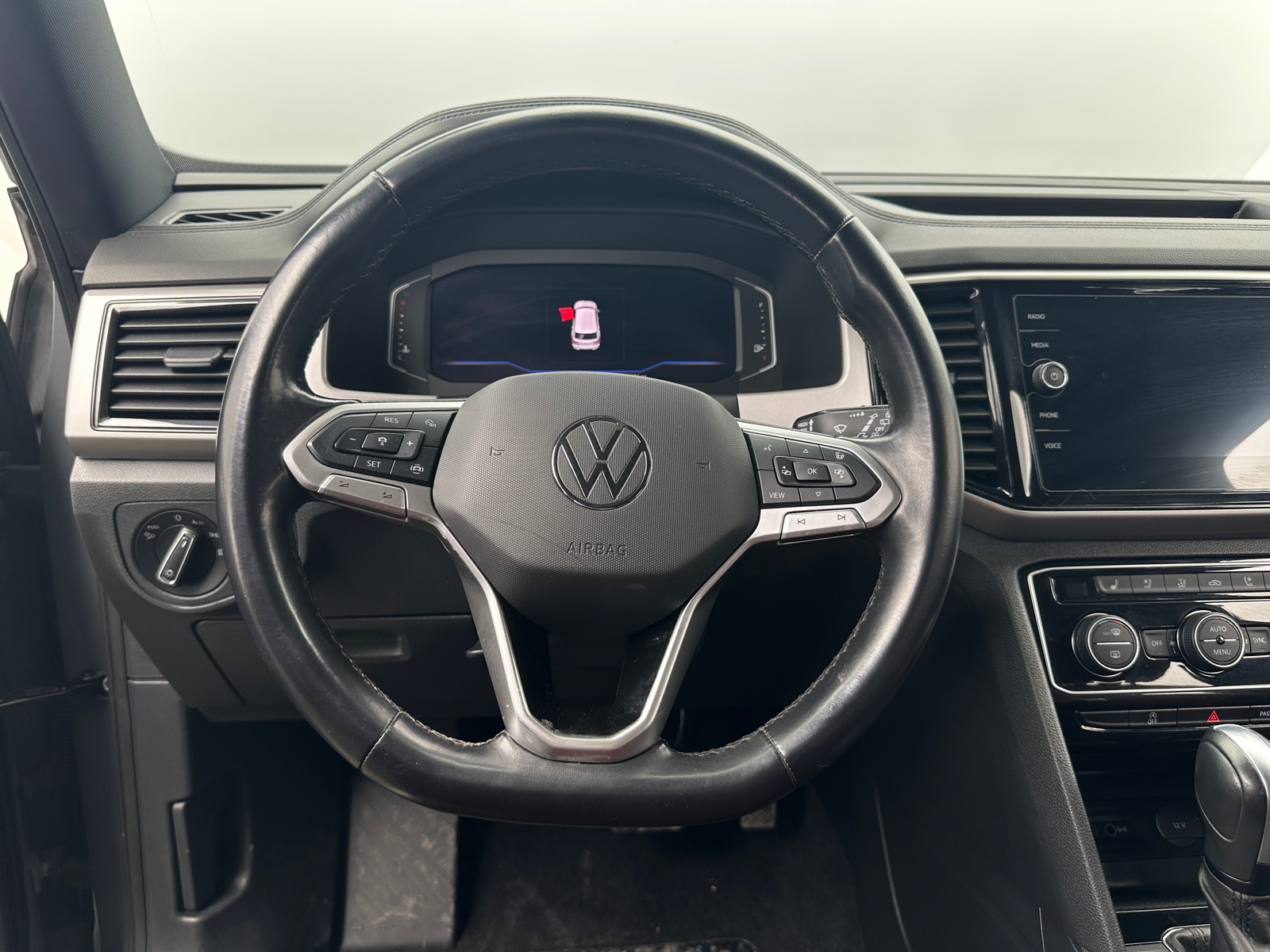 Thumbnail: 2020 Volkswagen Atlas - 4