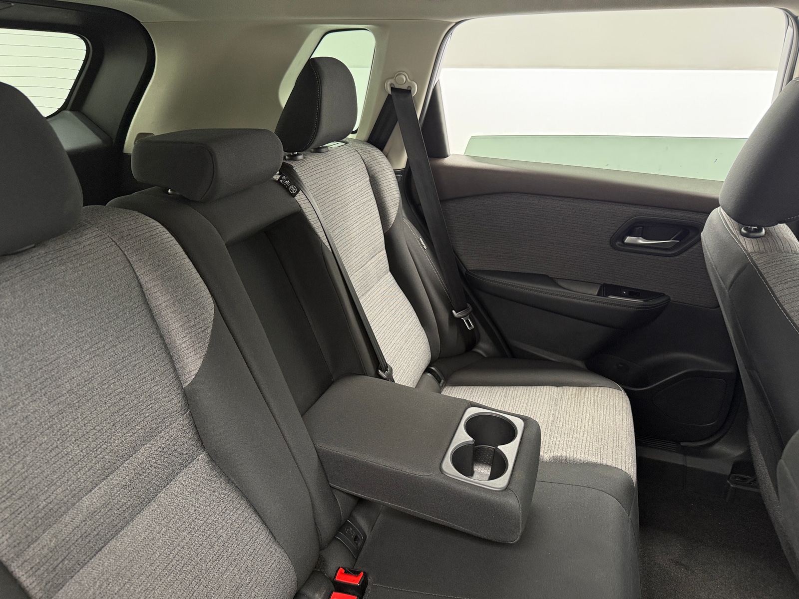 Thumbnail: 2023 Nissan Rogue - 6