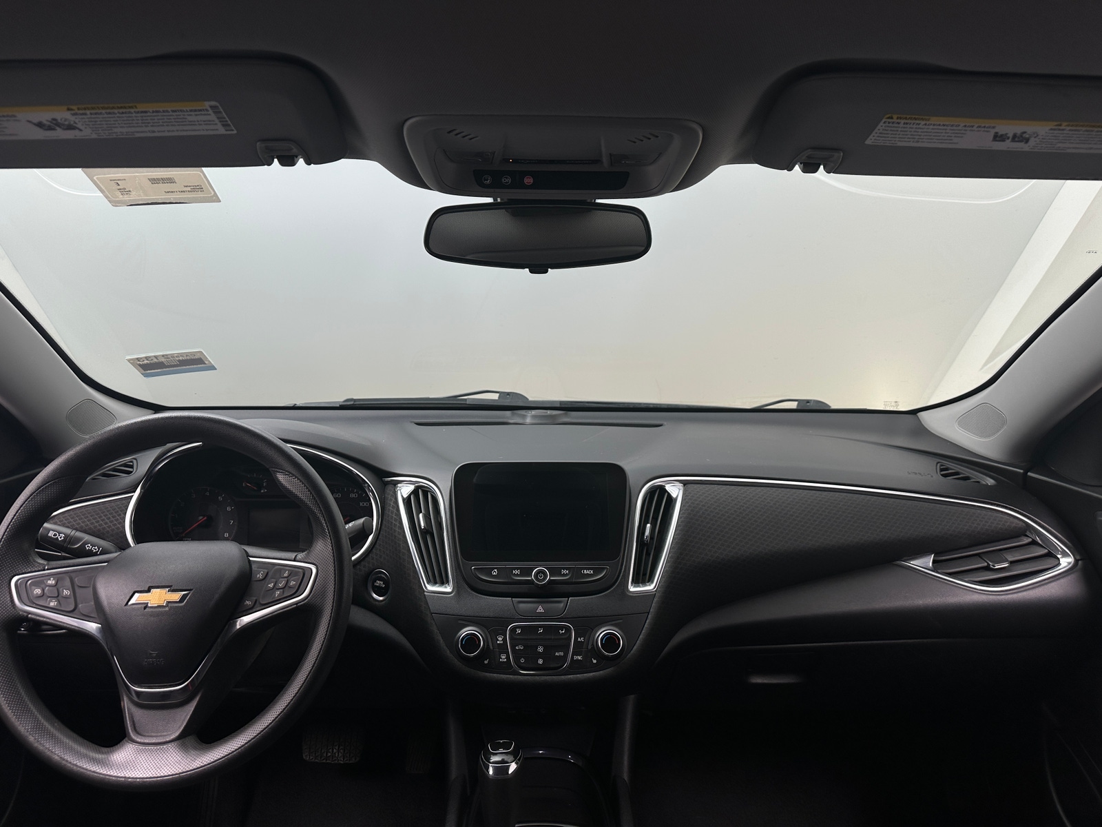 Thumbnail: 2019 Chevrolet Malibu - 3