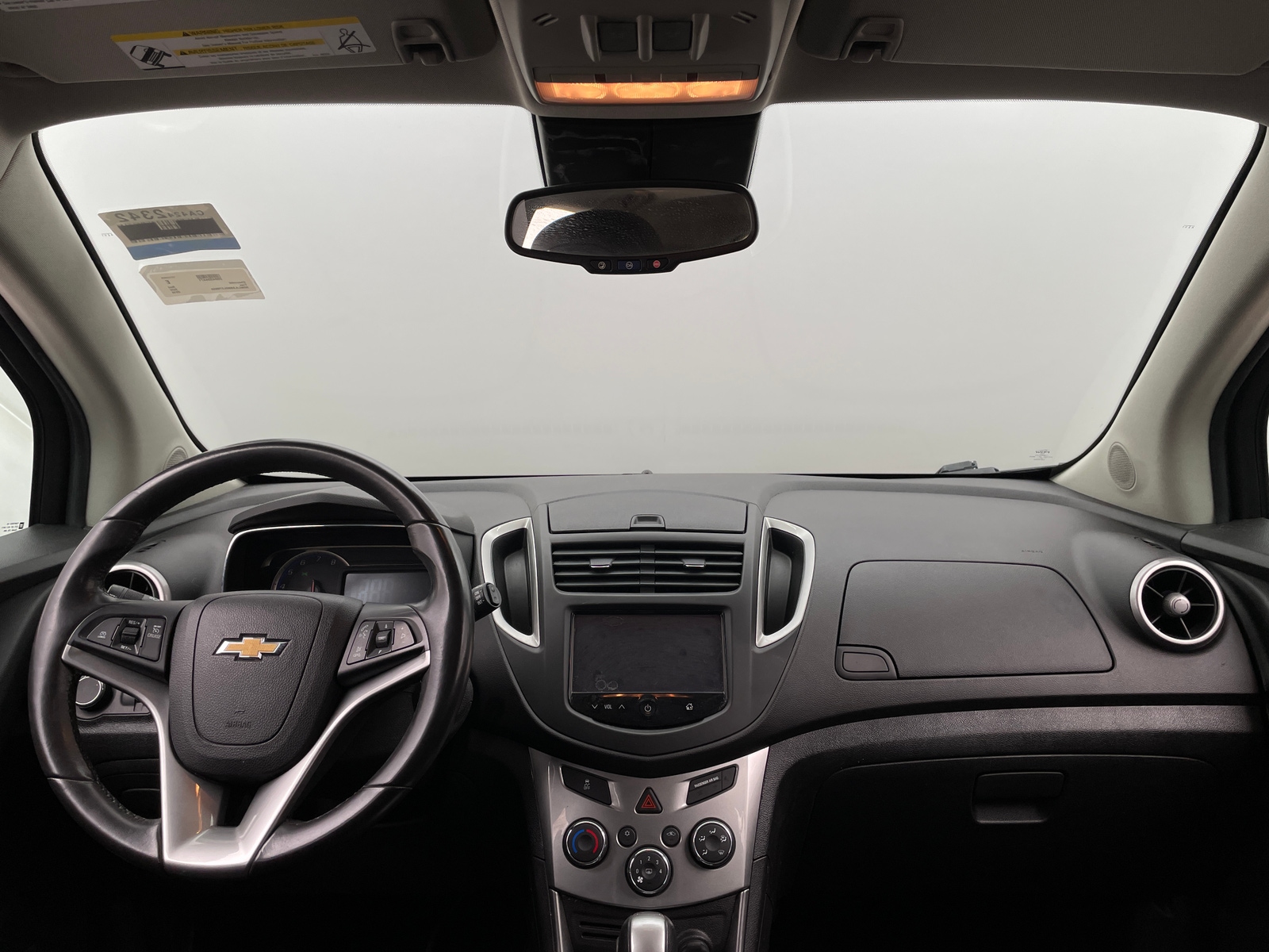 Thumbnail: 2016 Chevrolet Trax - 3