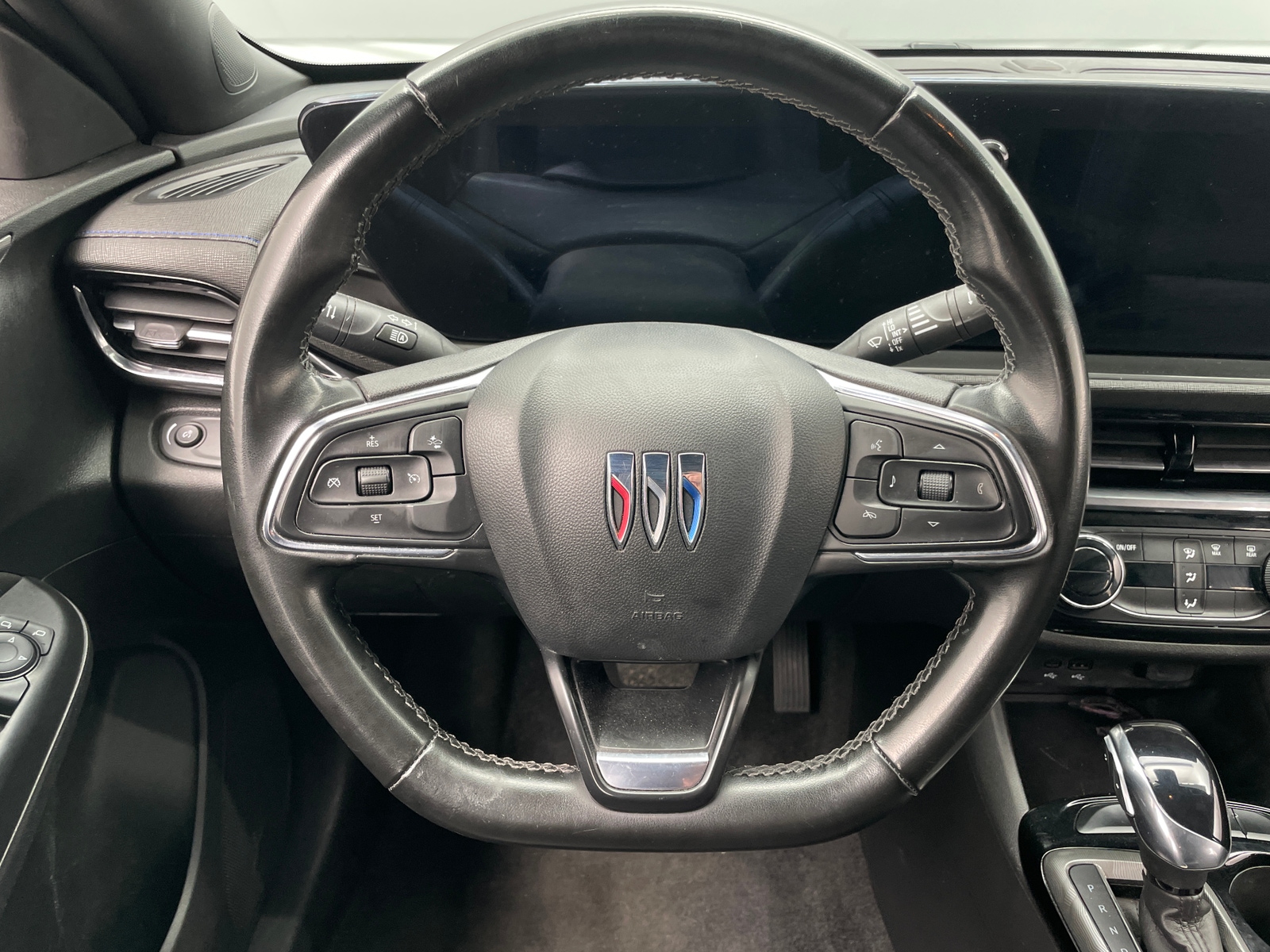 Thumbnail: 2024 Buick Envista - 4