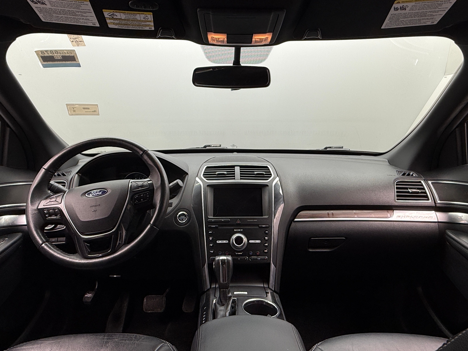 Thumbnail: 2019 Ford Explorer - 3