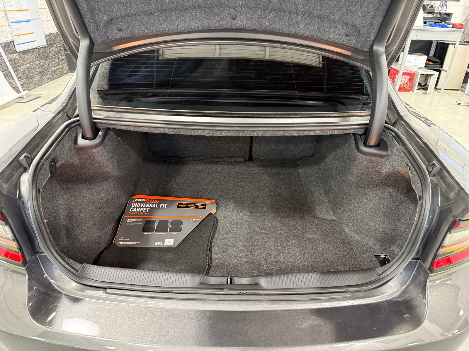 Thumbnail: 2022 Dodge Charger - 6