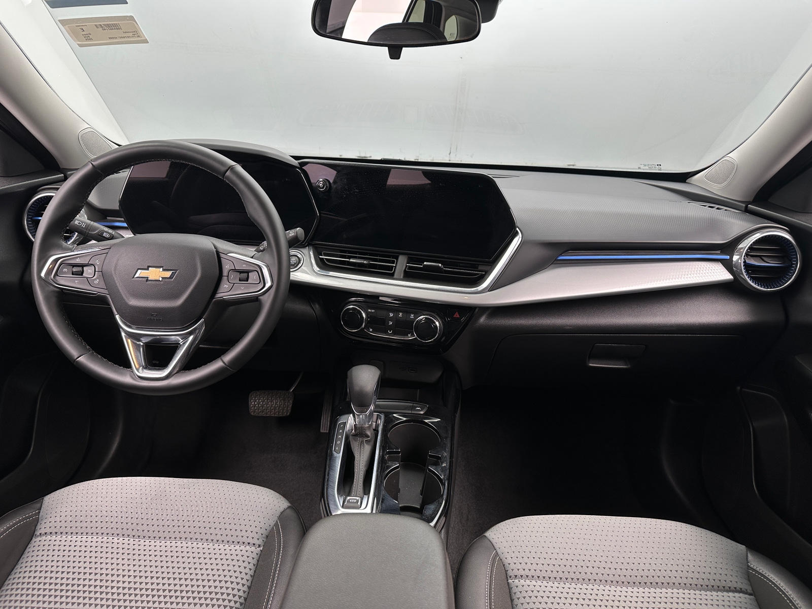 Thumbnail: 2025 Chevrolet Trax - 3