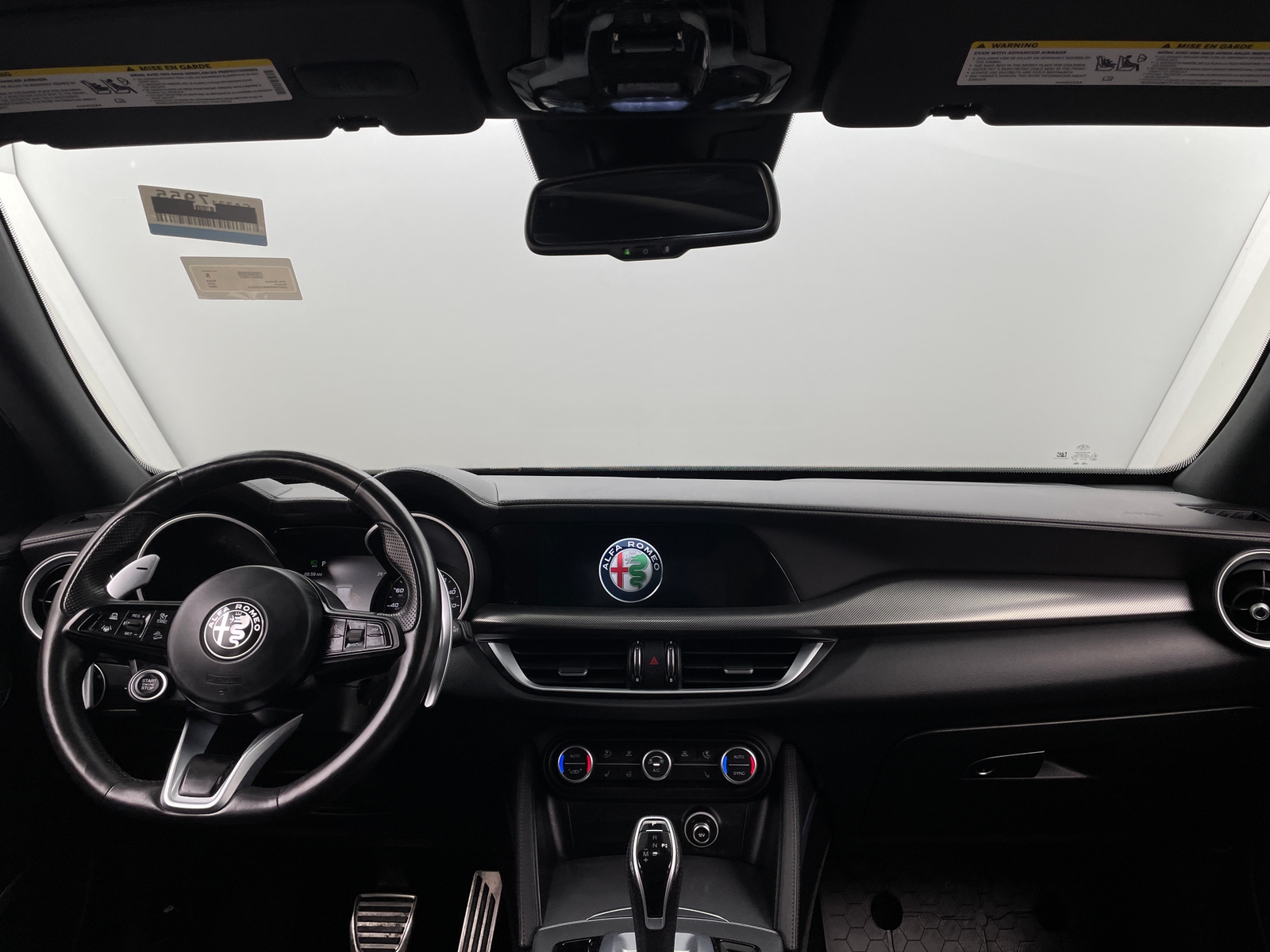 Thumbnail: 2022 Alfa Romeo Stelvio - 2