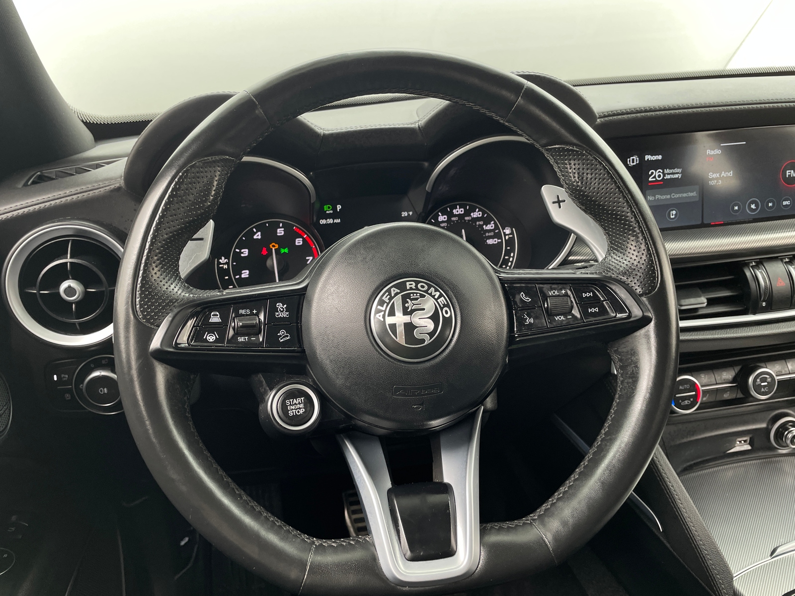 Thumbnail: 2022 Alfa Romeo Stelvio - 4