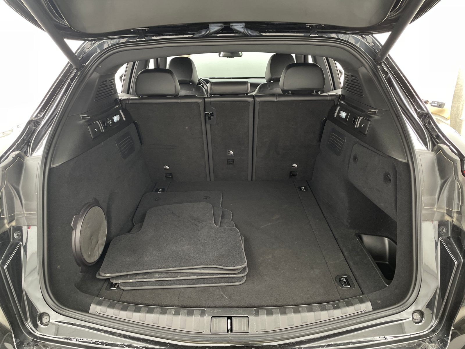 Thumbnail: 2022 Alfa Romeo Stelvio - 6