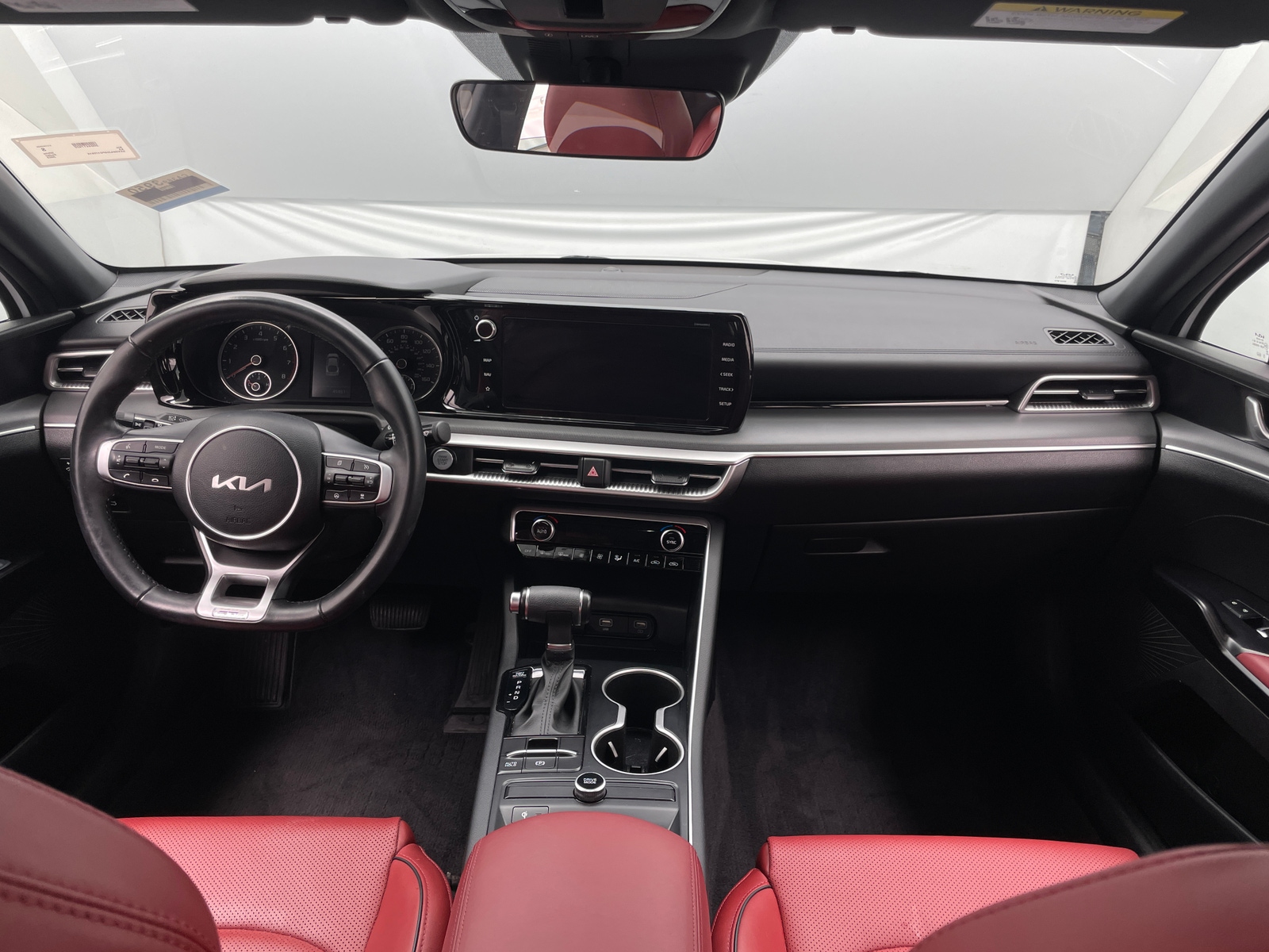 Thumbnail: 2023 Kia K5 - 2