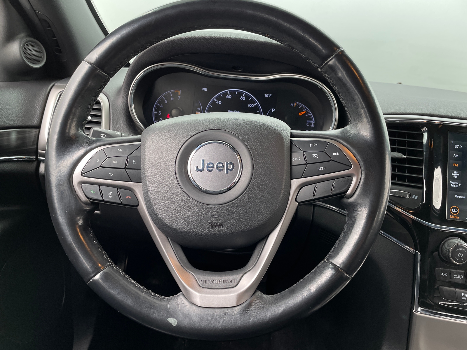 Thumbnail: 2021 Jeep Grand Cherokee - 4