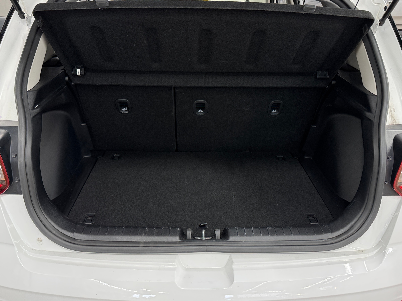 Thumbnail: 2020 Hyundai Venue - 7