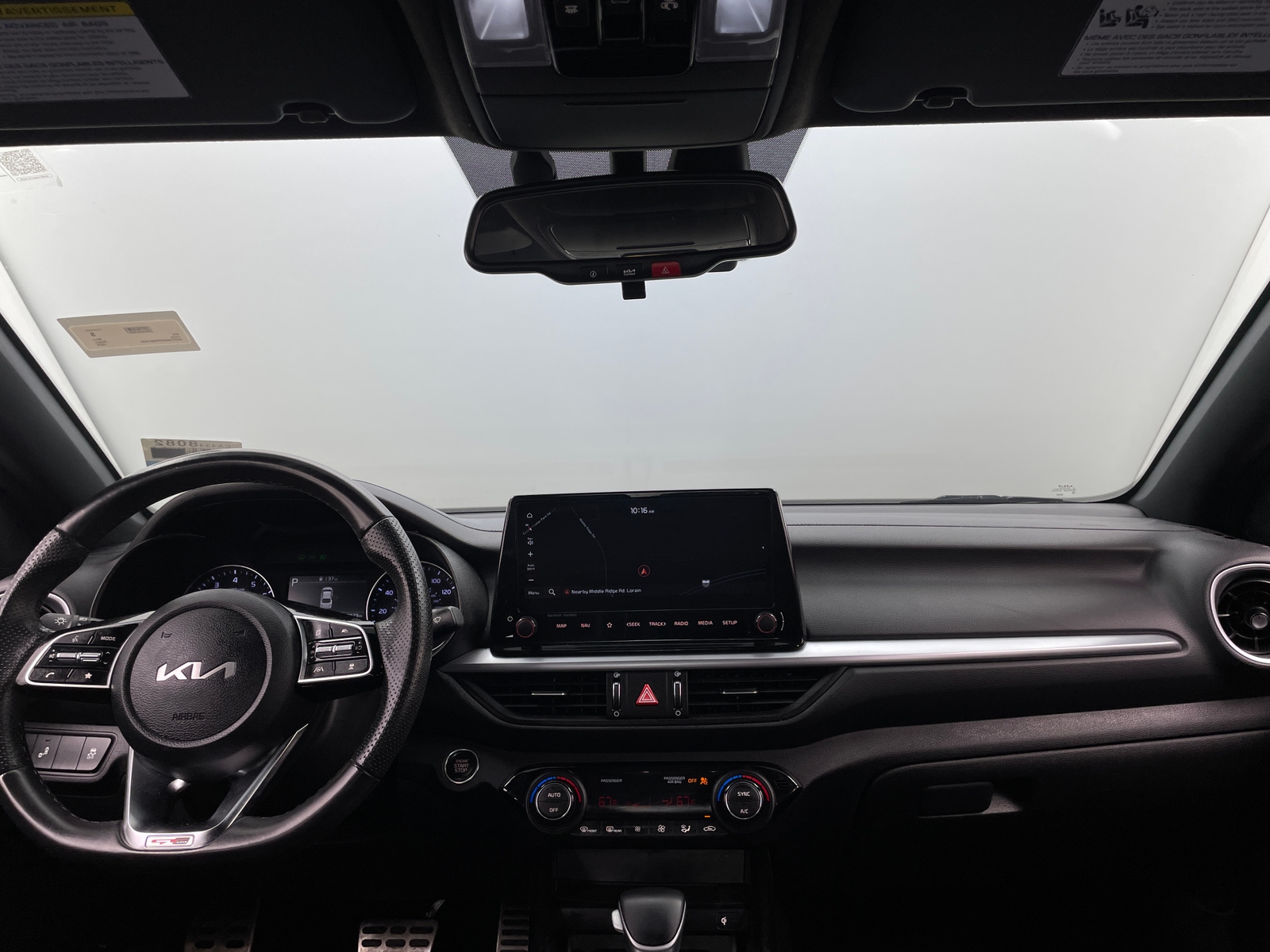 Thumbnail: 2023 Kia Forte - 3