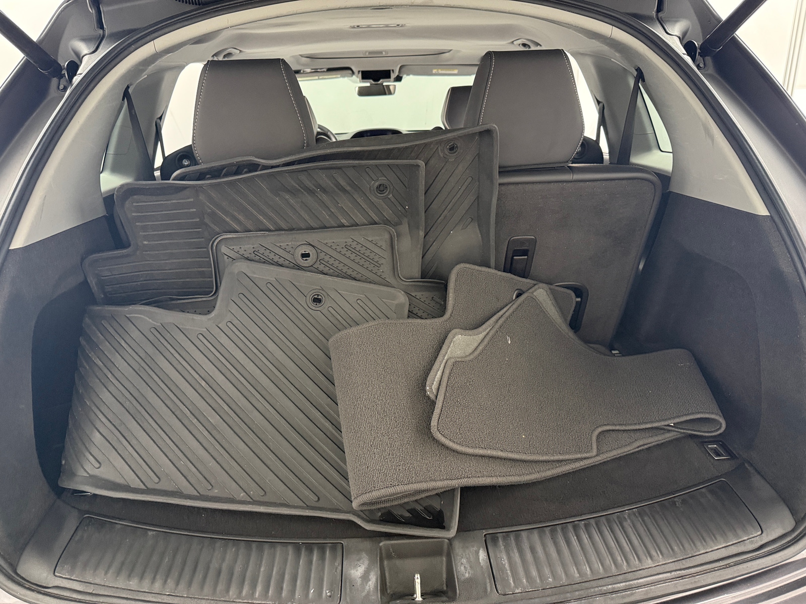 Thumbnail: 2017 Acura MDX - 6