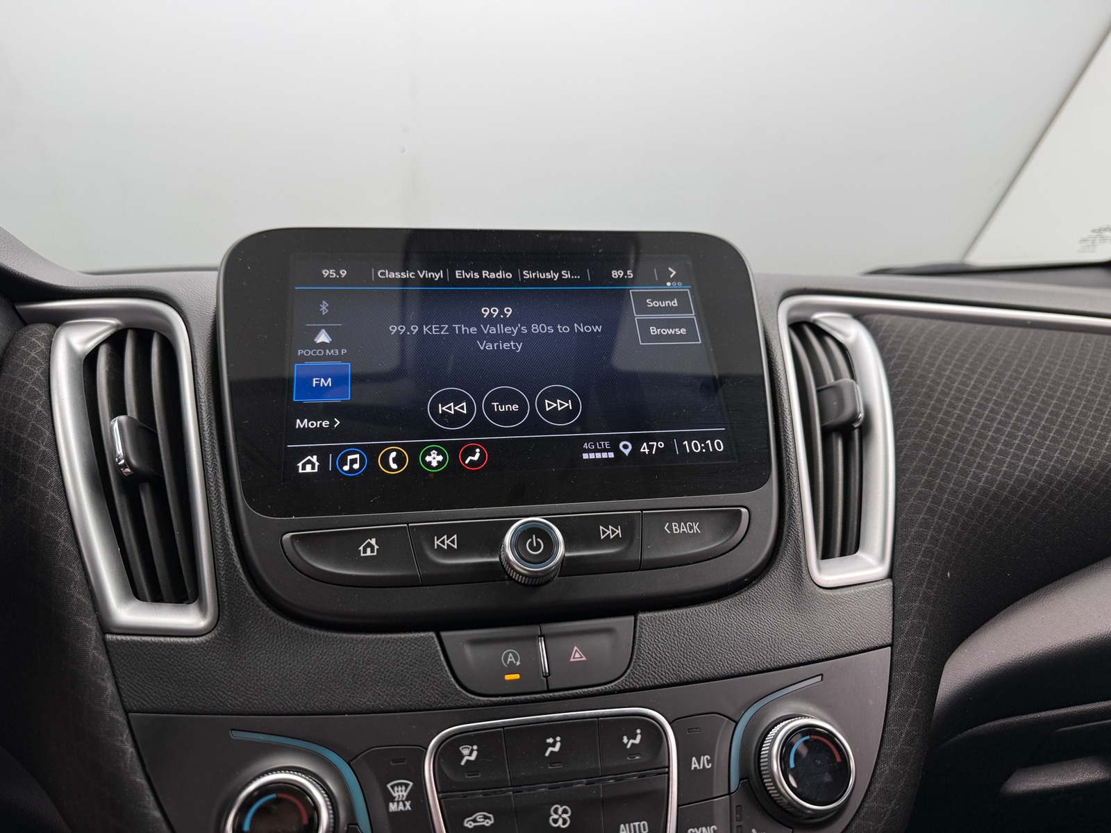 Thumbnail: 2024 Chevrolet Malibu - 4