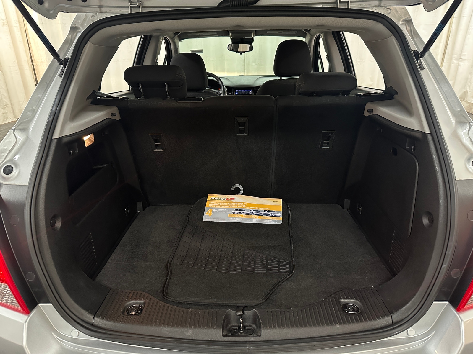 Thumbnail: 2020 Chevrolet Trax - 7