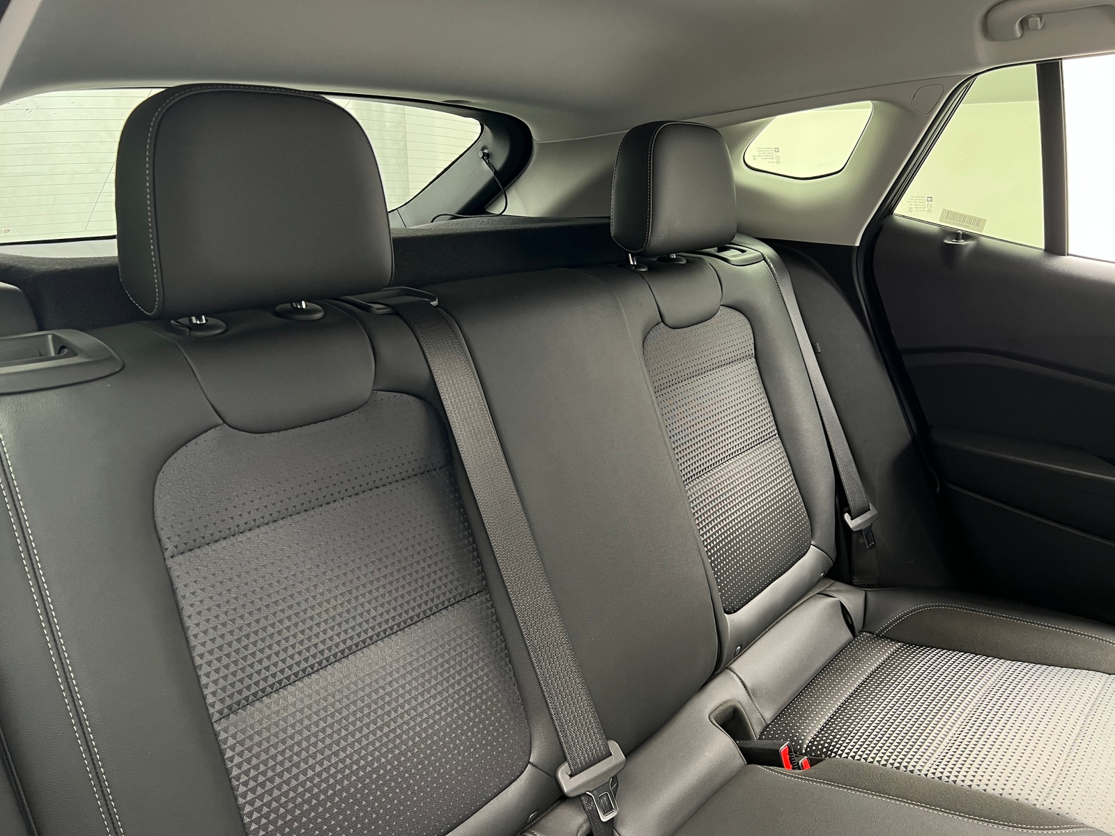 Thumbnail: 2025 Chevrolet Trax - 6