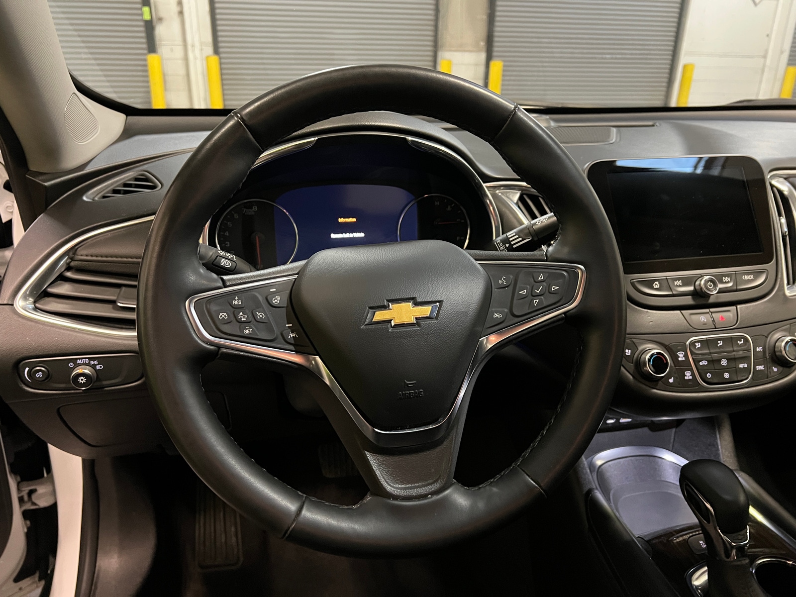 Thumbnail: 2024 Chevrolet Malibu - 4