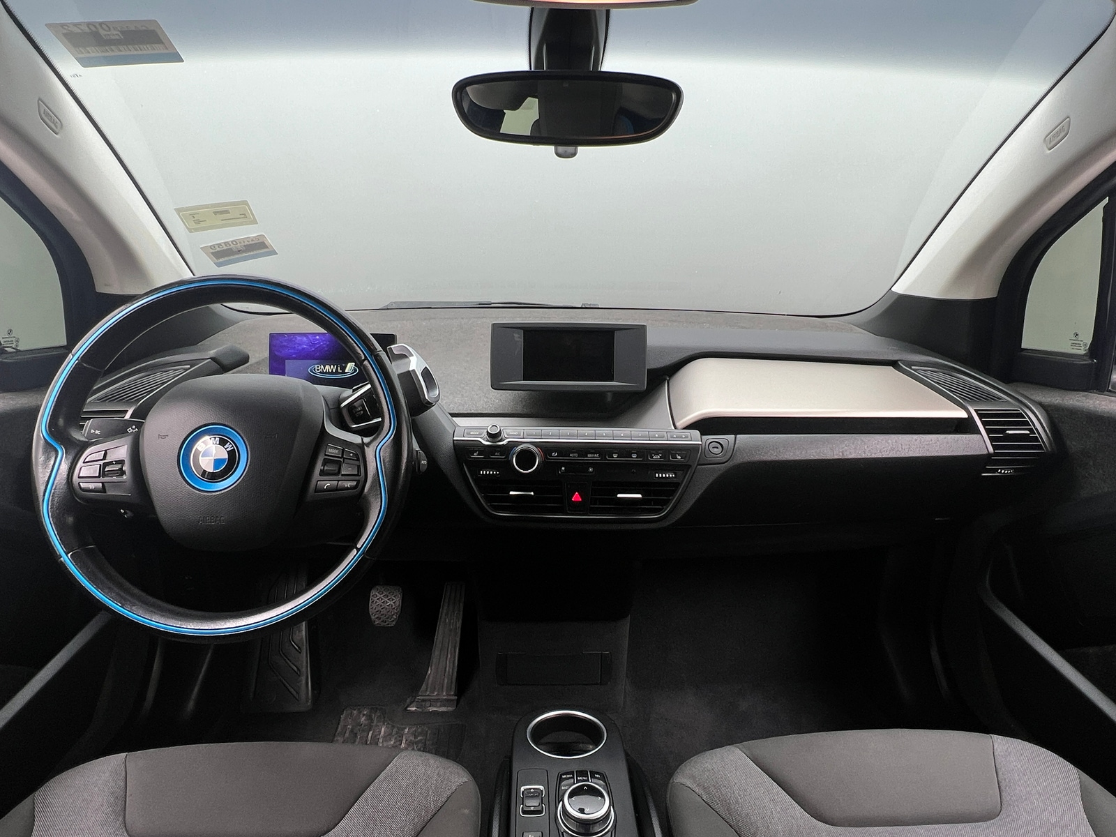 Thumbnail: 2017 BMW i3 - 3