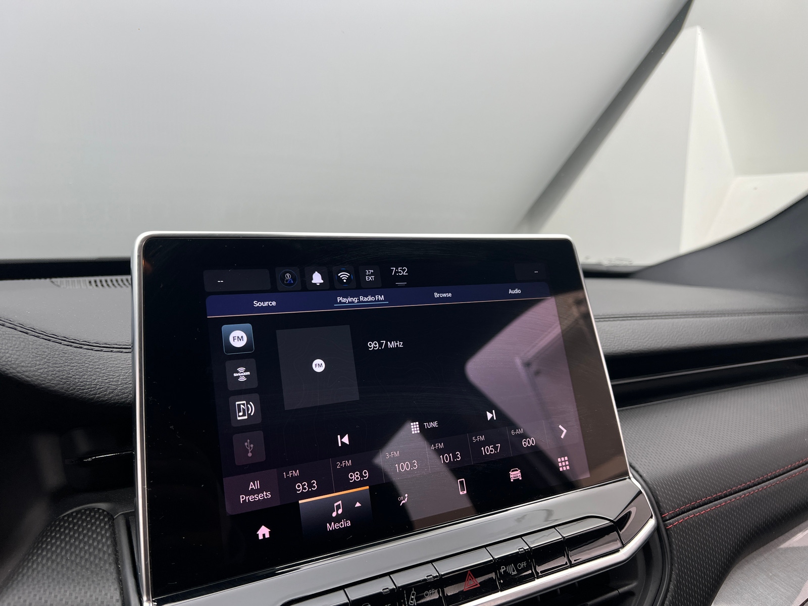 Thumbnail: 2024 Jeep Compass - 3