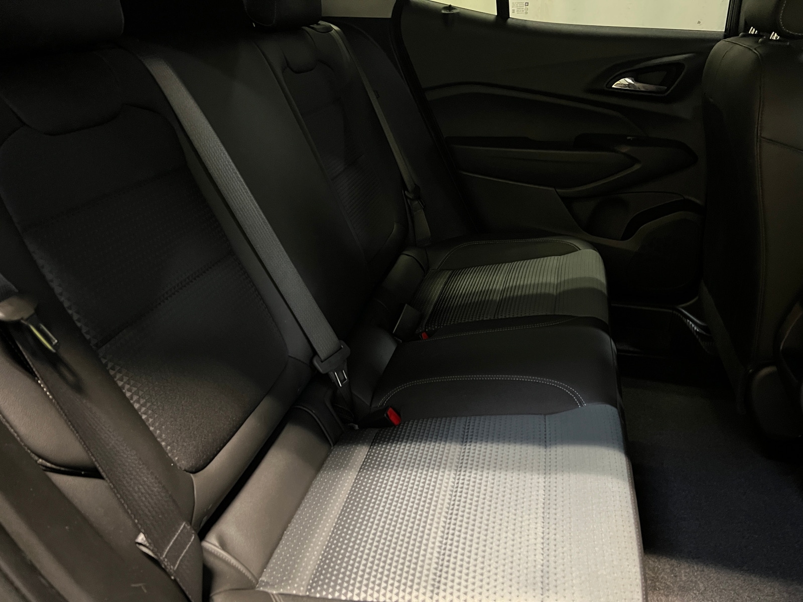 Thumbnail: 2025 Chevrolet Trax - 6