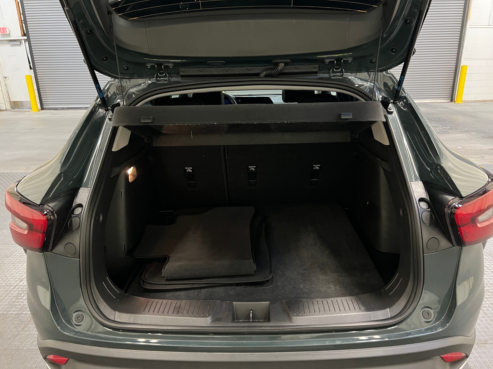 Thumbnail: 2025 Chevrolet Trax - 7