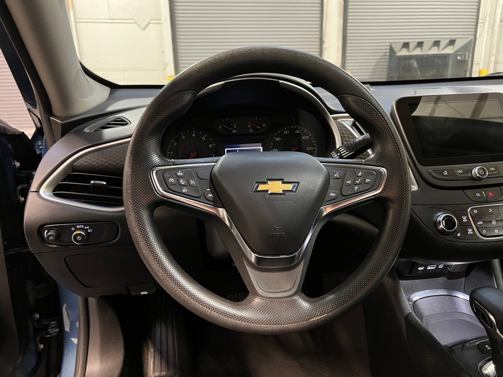 Thumbnail: 2024 Chevrolet Malibu - 5