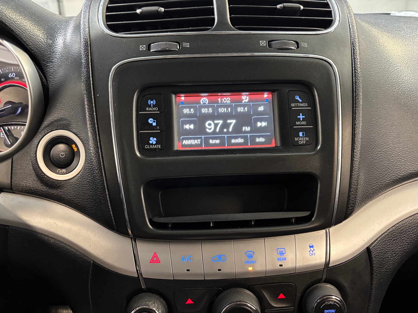 Thumbnail: 2016 Dodge Journey - 4