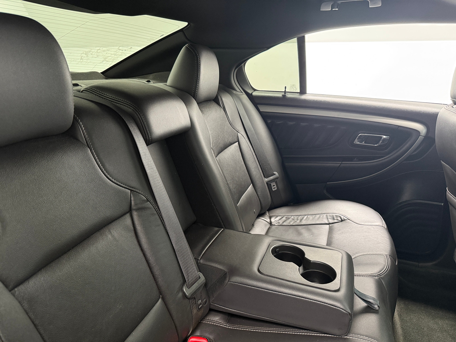 Thumbnail: 2015 Ford Taurus - 6