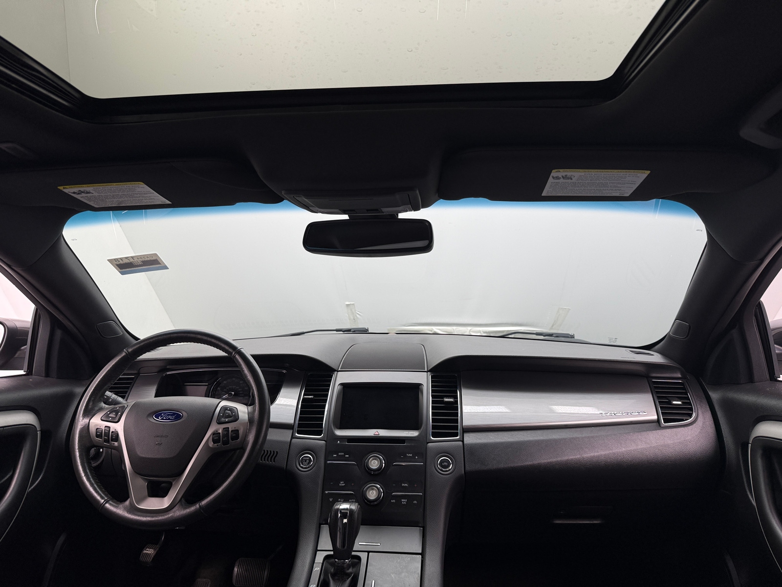 Thumbnail: 2015 Ford Taurus - 3