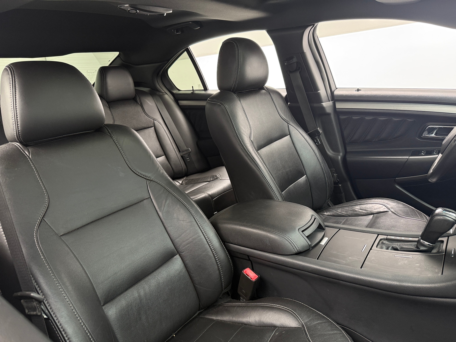 Thumbnail: 2015 Ford Taurus - 2