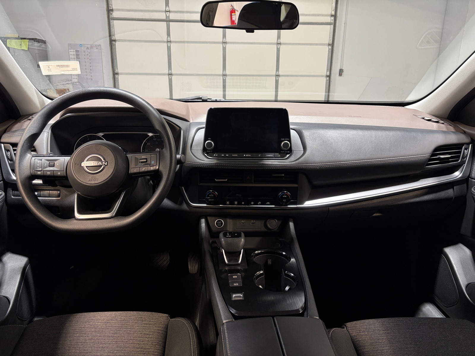 Thumbnail: 2023 Nissan Rogue - 3