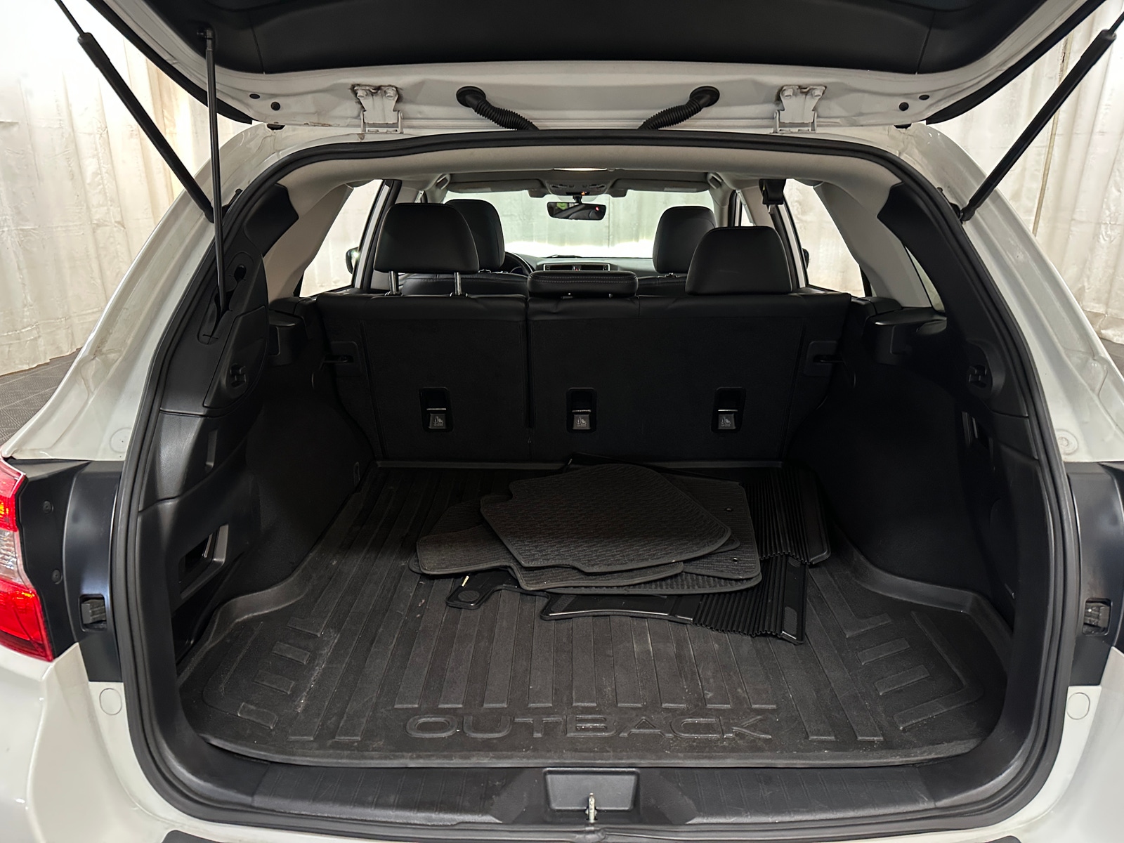 Thumbnail: 2018 Subaru Outback - 6